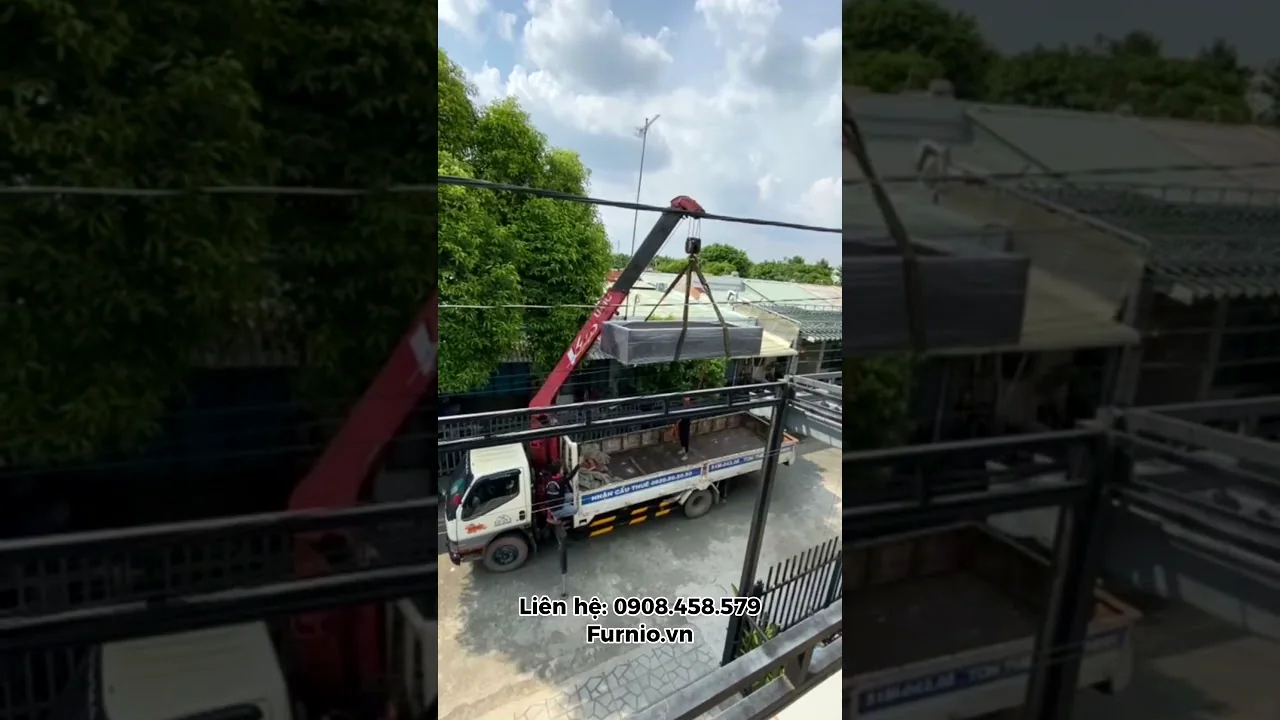 Cẩu chậu composite lên sân thượng